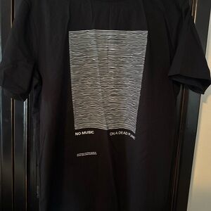 No Music on a Dead Planet, Joy Division Official Tshirt!